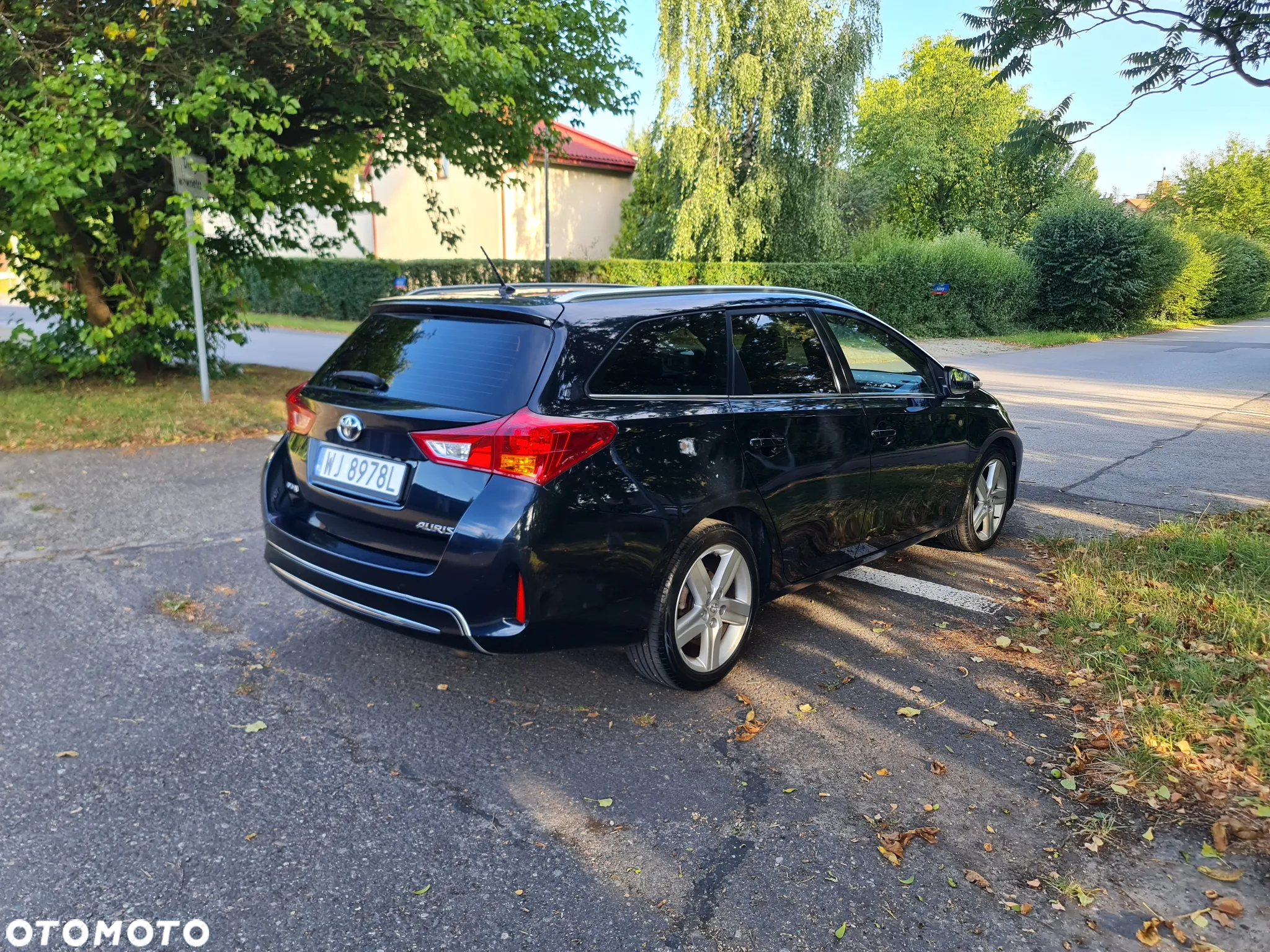 Toyota Auris 1.33 Dual-VVT-i Touring Sports - 14