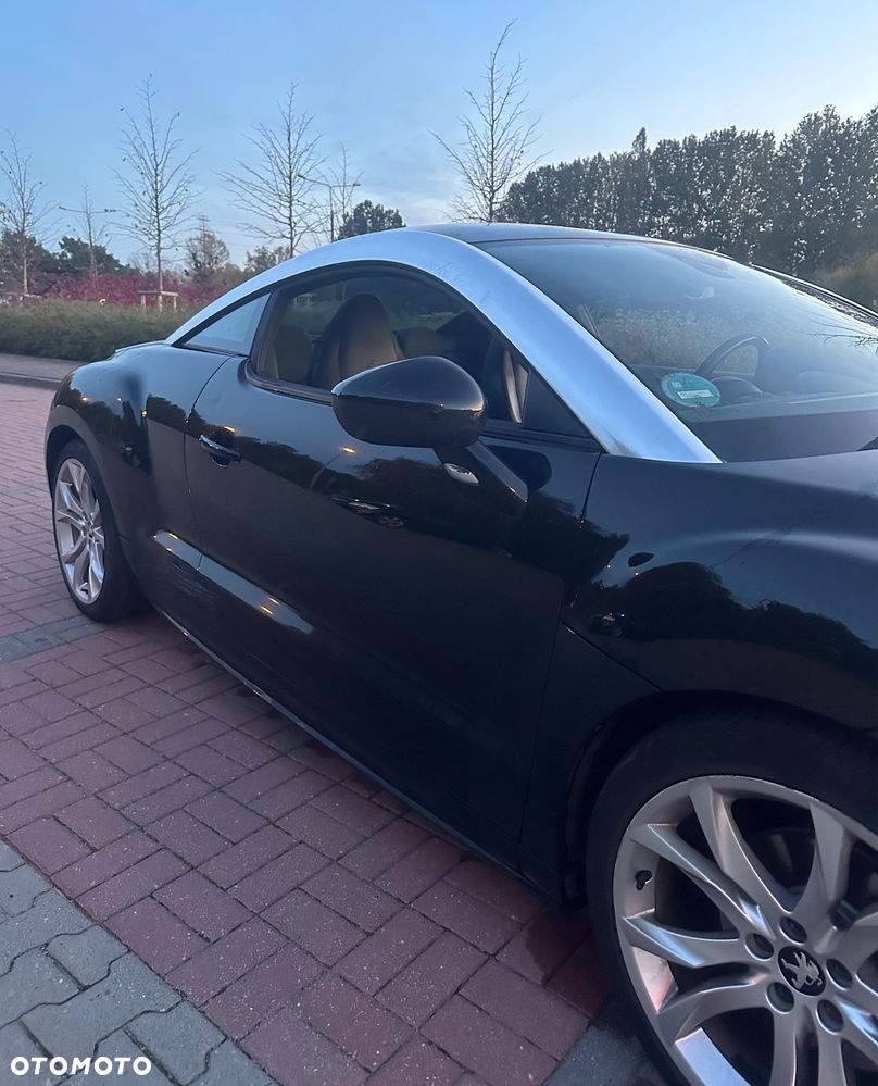 Peugeot RCZ - 4
