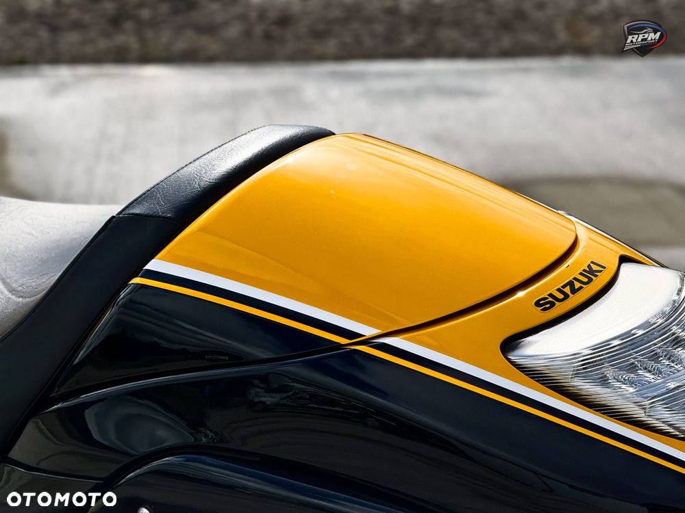 Suzuki Boulevard - 10