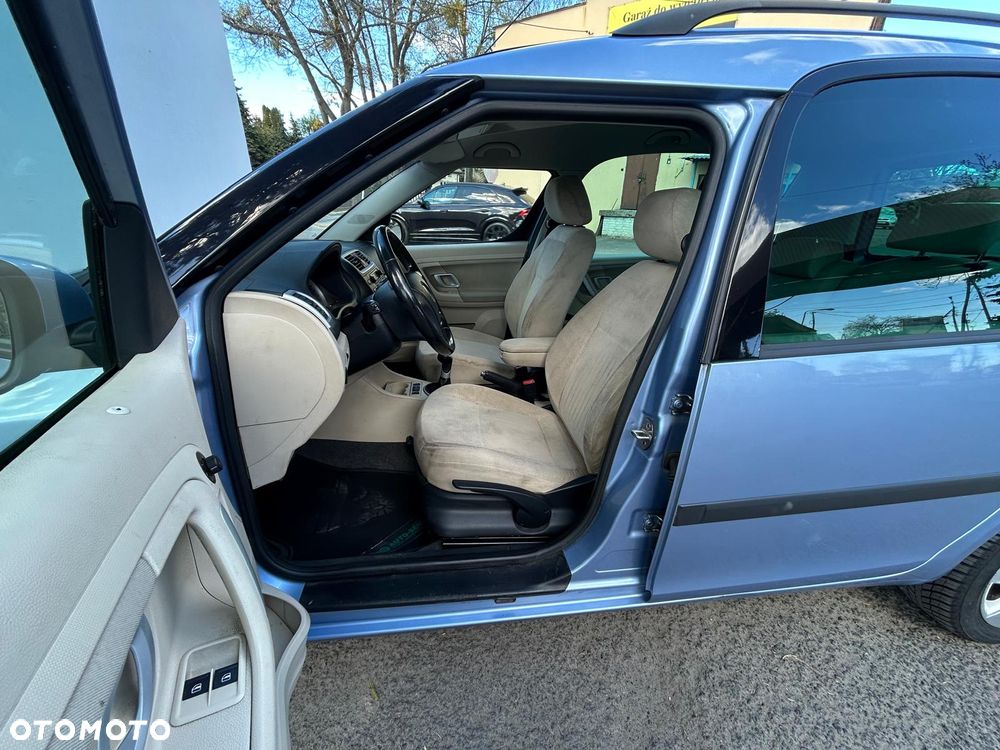 Skoda Roomster 1.6 16V Comfort PLUS EDITION - 23