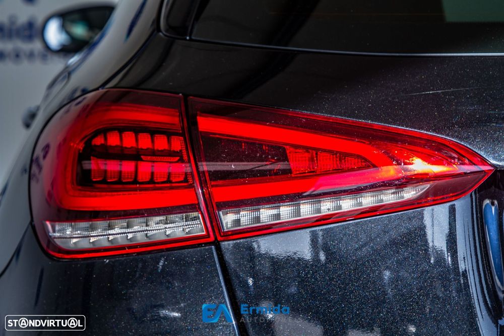 Mercedes-Benz A 250 e 8G-DCT AMG Line - 9