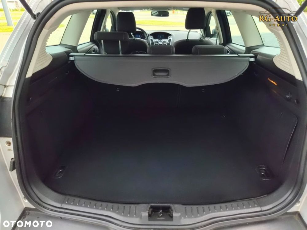 Ford Focus - 10
