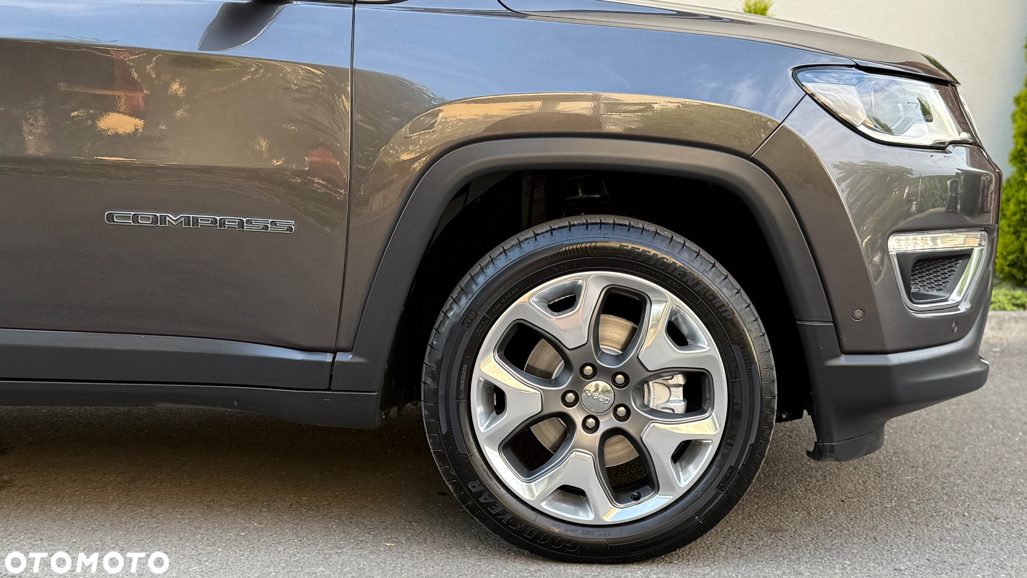 Jeep Compass 1.4 TMair Limited 4WD S&S - 32