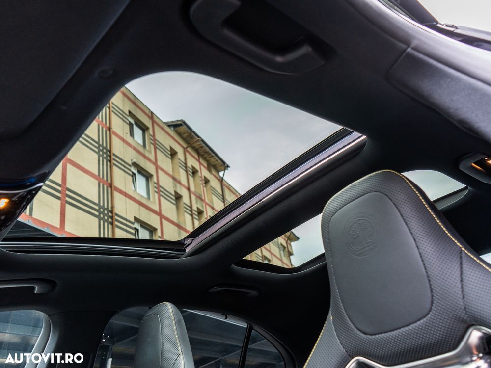 MERCEDES-BENZ C-Class 2024 — imagine 36