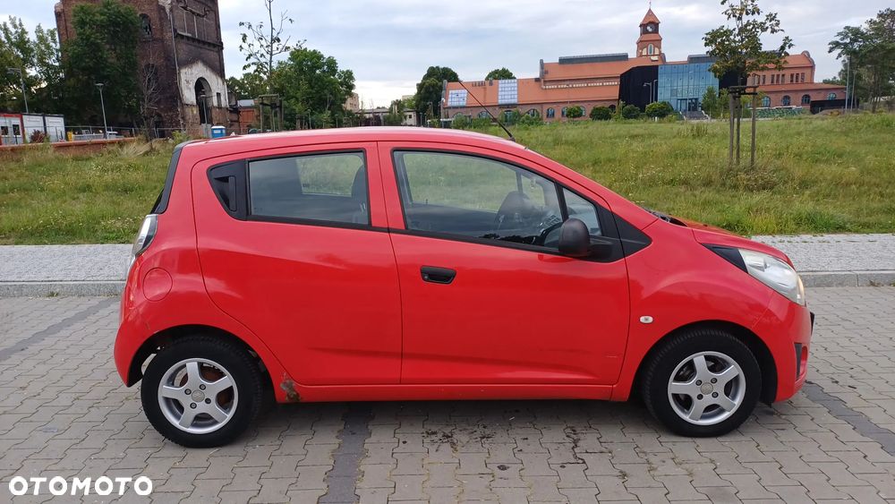 Chevrolet Spark - 4