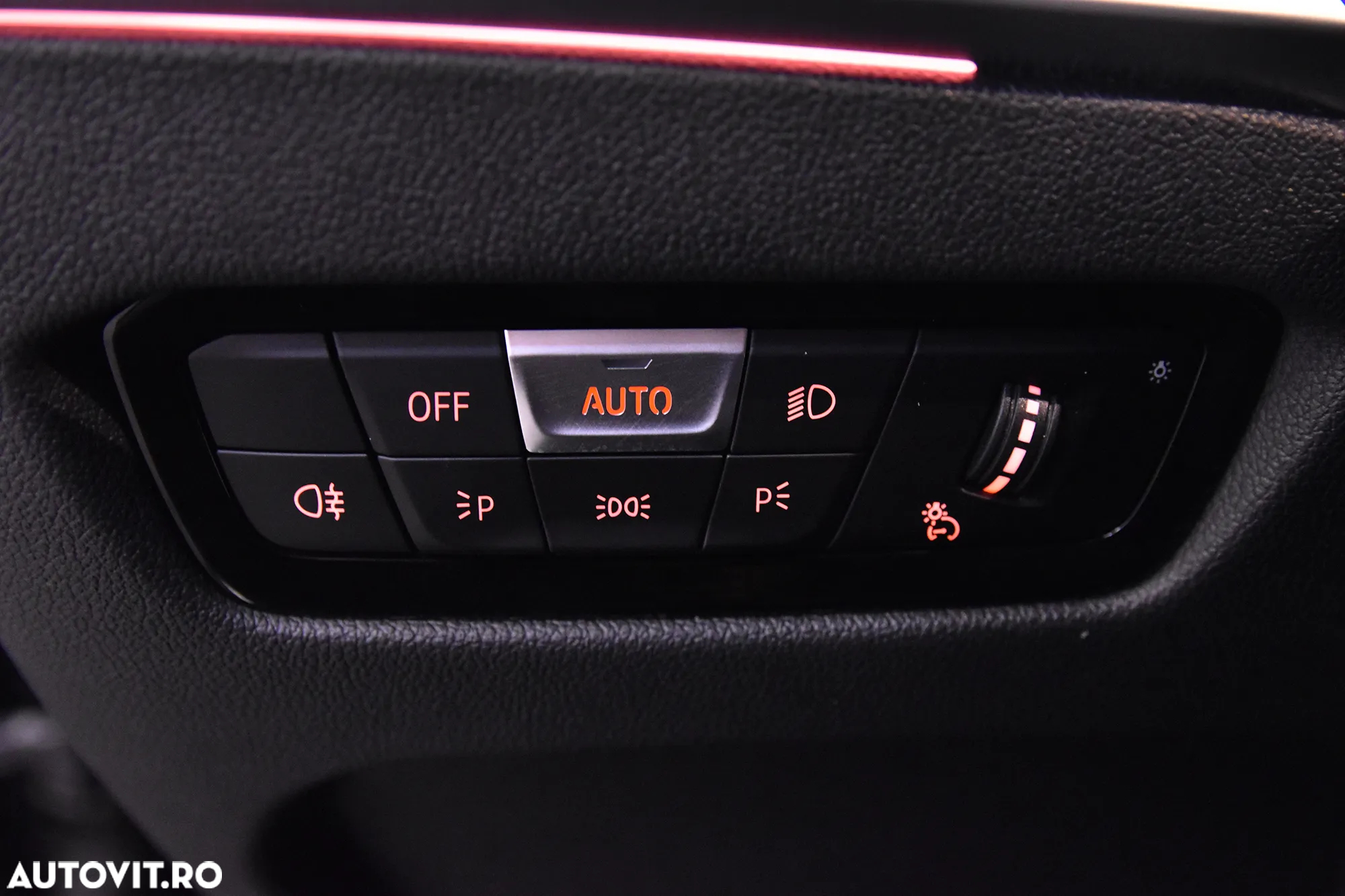 BMW Seria 3 320e xDrive AT PHEV - 14