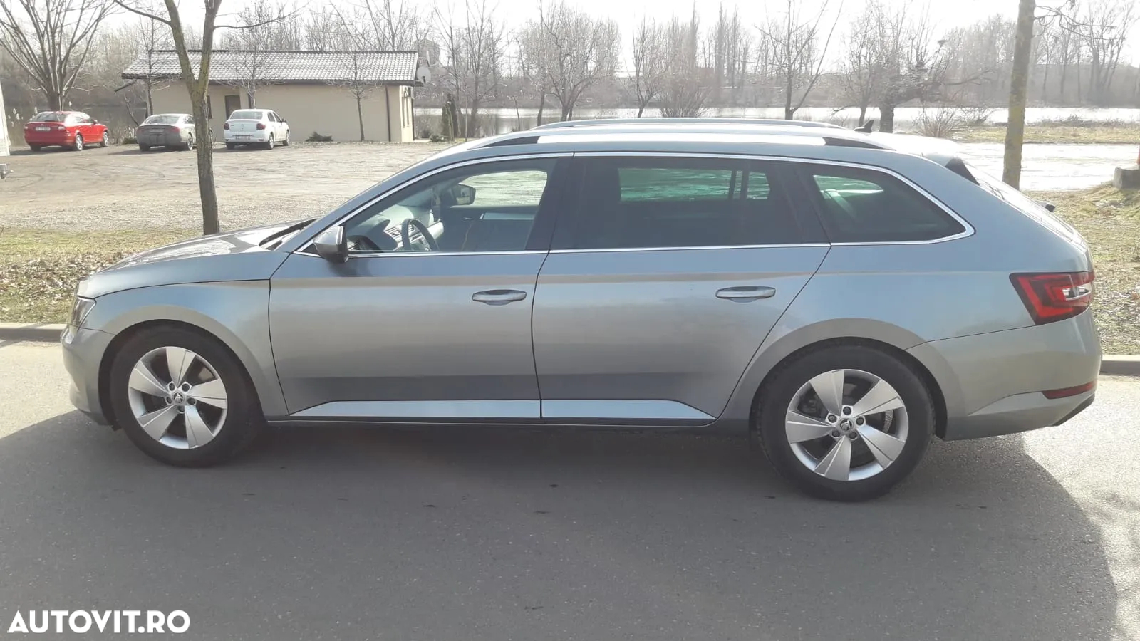 Skoda Superb Combi 1.6 TDI DSG Active - 12