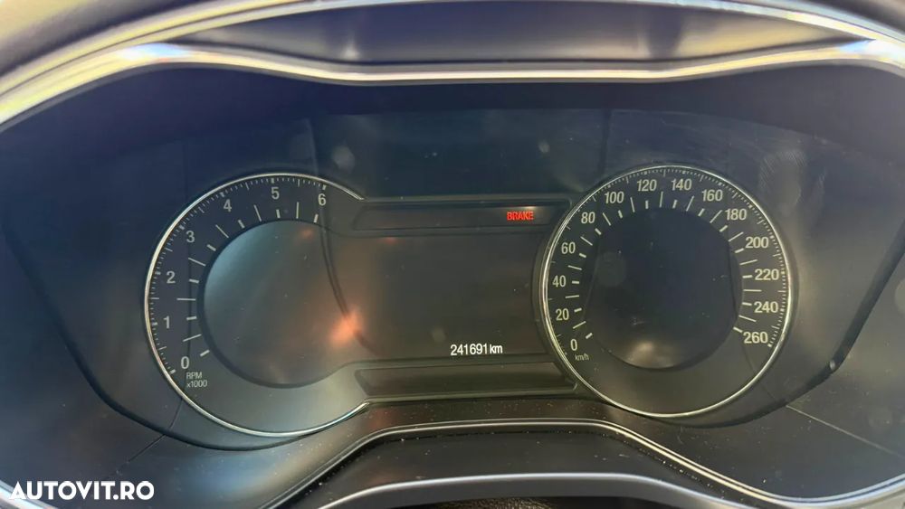 Ford Mondeo 2.0 TDCI Start-Stopp PowerShift-Aut Titanium - 10