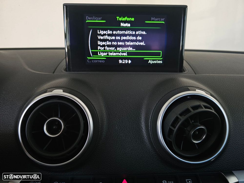 Audi A3 Sportback 1.6 TDI Attraction Ultra - 20