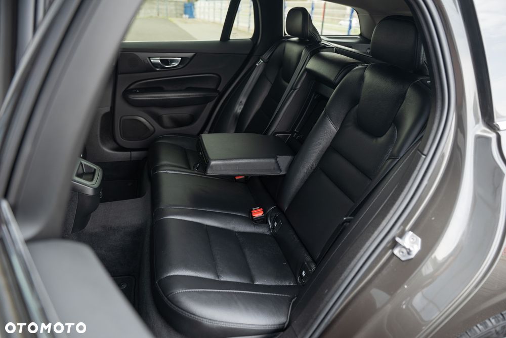Volvo V60 B4 B Geartronic Inscription - 35