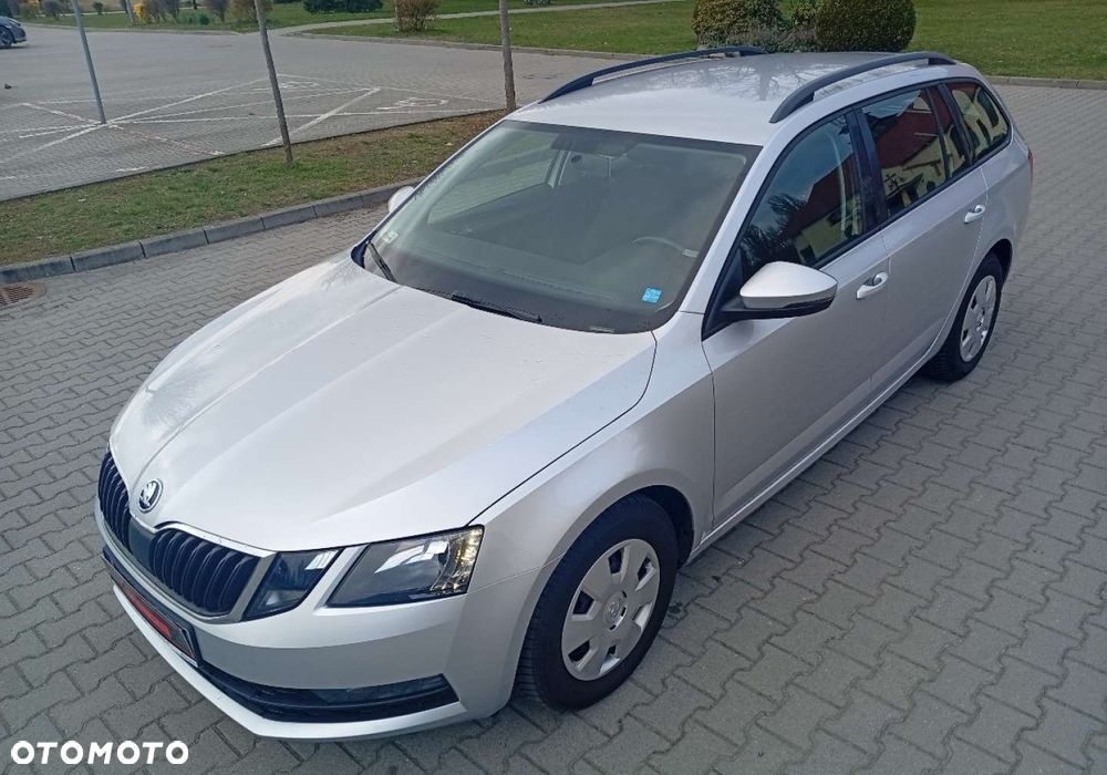 Skoda Octavia - 5