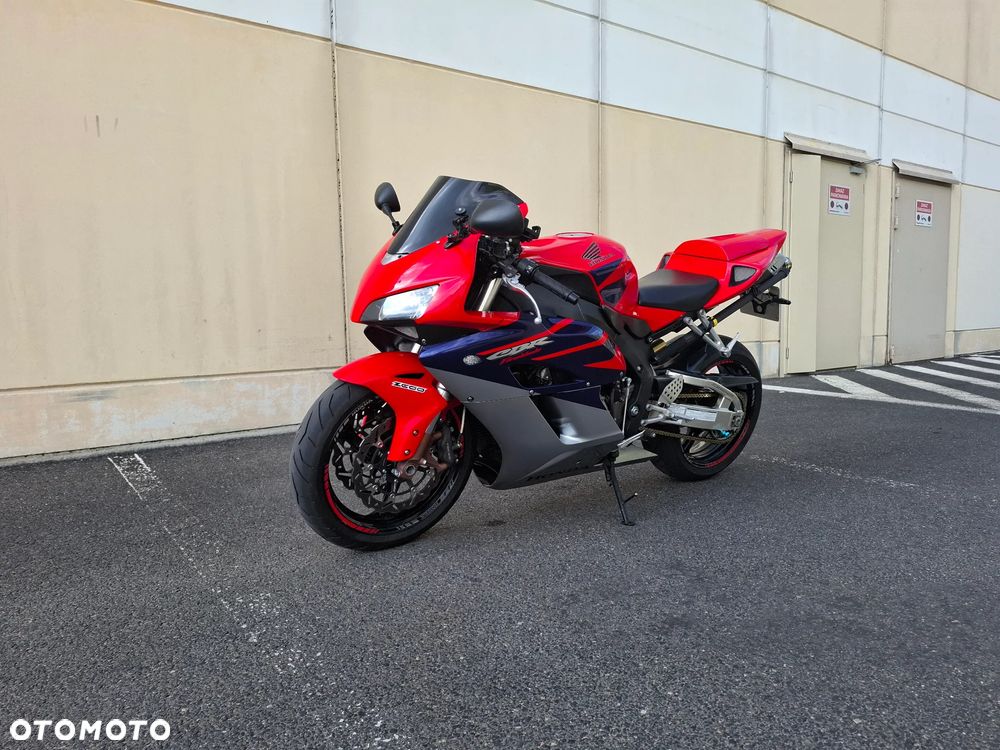 Honda CBR - 4