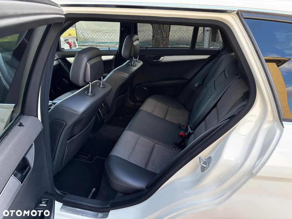 Mercedes-Benz Klasa C 180 Kompressor Avantgarde - 14