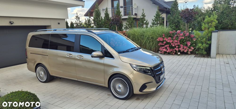 Mercedes-Benz Klasa V 300 d 9G-Tronic Avantgarde (długi) - 17