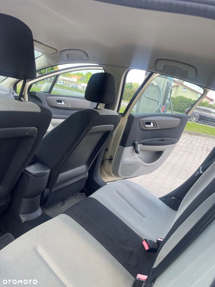 Citroën C4 1.6 HDi X - 5