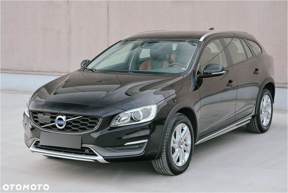 Volvo V60 Cross Country D4 Geartronic Summum - 11