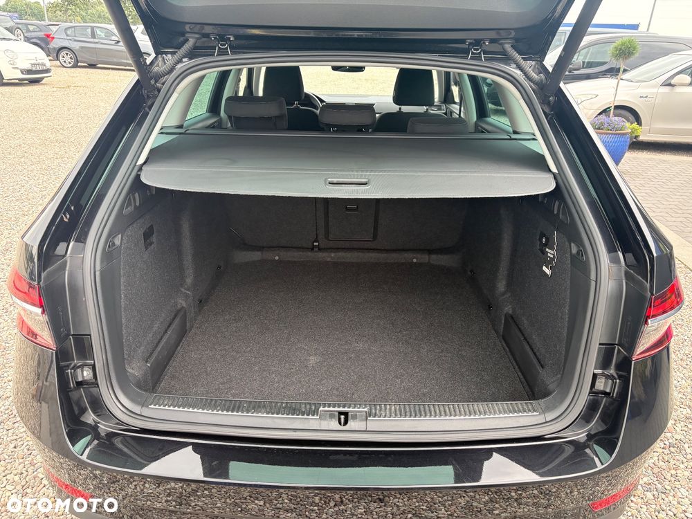 Skoda Superb 2.0 TSI DSG Ambition - 13