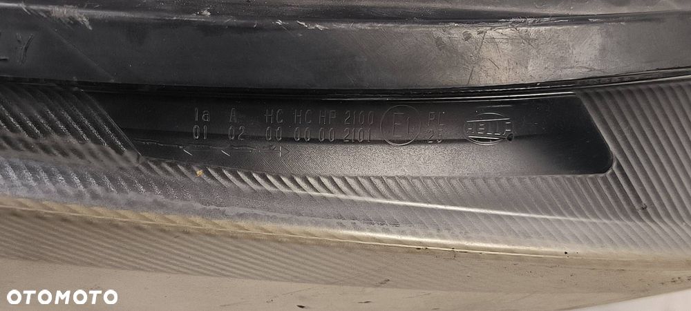 LAMPA PRAWA PRZÓD VOLKSWAGEN CRAFTER 247616-00R - 2