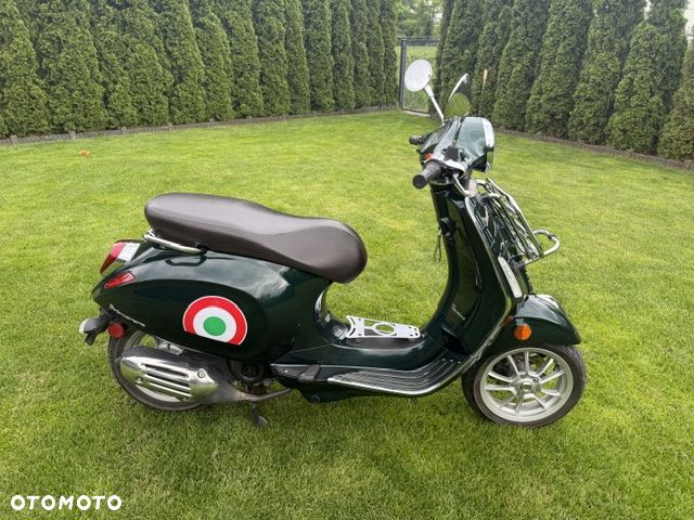 Piaggio Vespa - 3