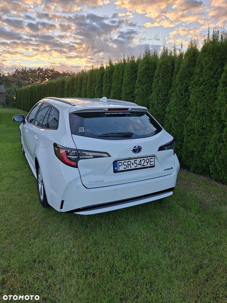 Toyota Corolla - 4
