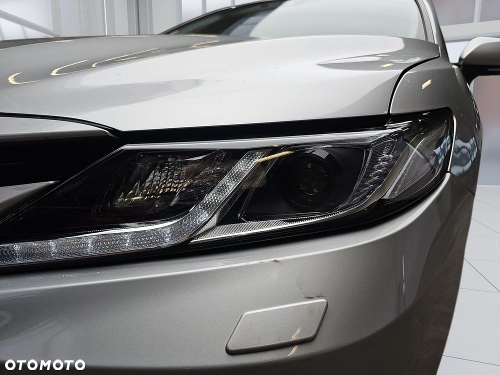Toyota Camry 2.5 Hybrid Prestige CVT - 32