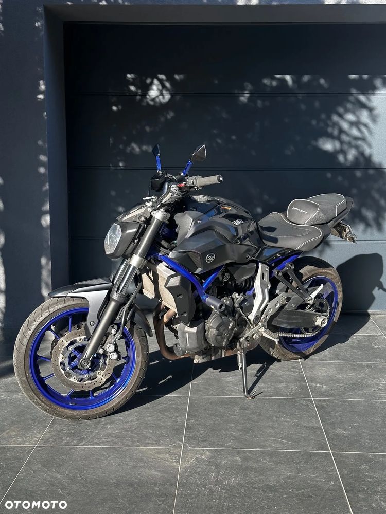 Yamaha MT - 4
