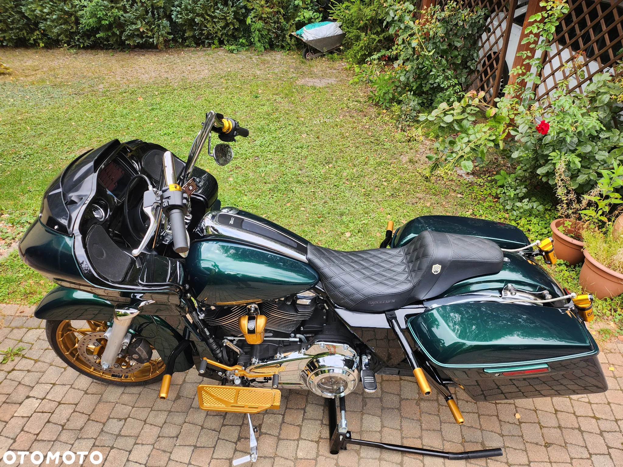 Harley-Davidson Touring Road Glide - 12