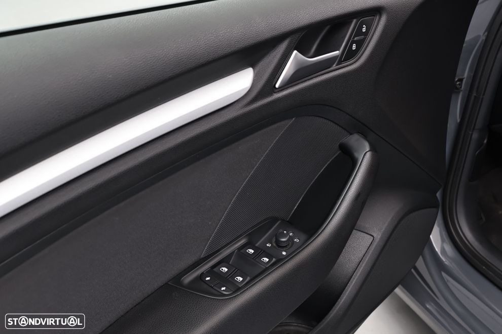 Audi A3 Sportback 1.6 TDI - 23