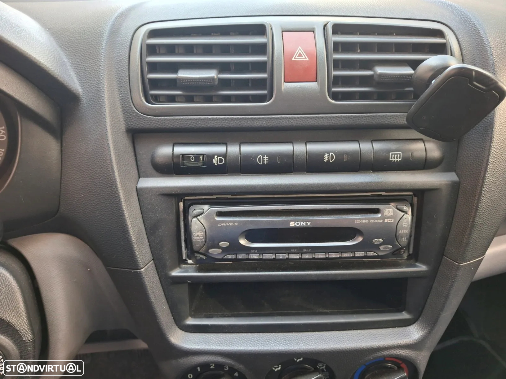 Kia Picanto 1.0L EX - 9
