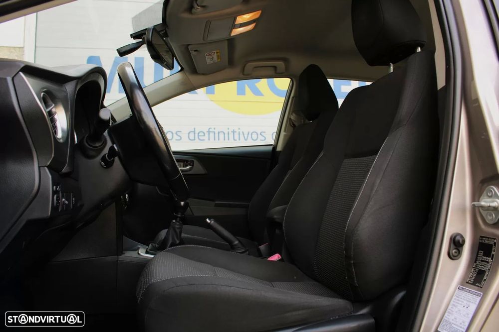 Toyota Auris 1.4 D-4D Exclusive+Navi - 6