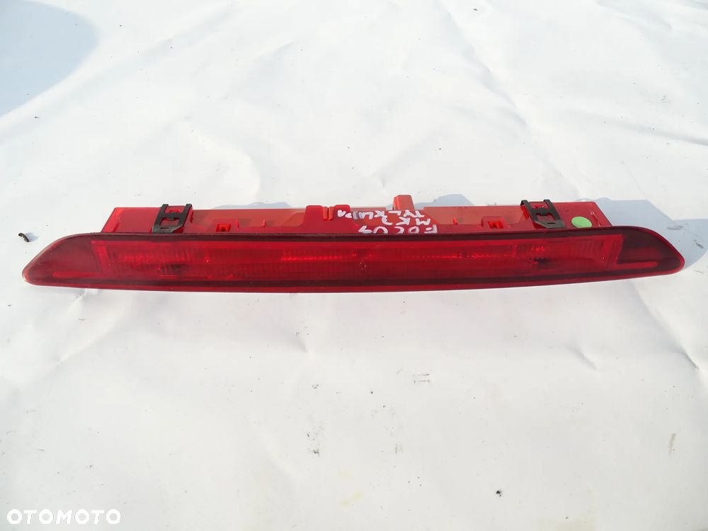 LAMPKA TRZECIE ŚWIATŁO STOP KLAPY BM51-13A601AB FORD FOCUS MK3 SEDAN F-VAT - 1
