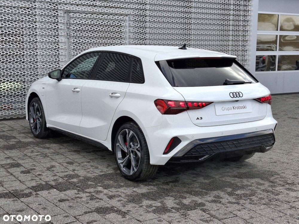 Audi A3 Sportback - 5