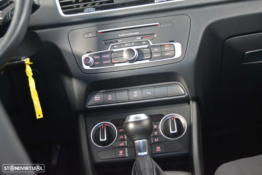 Audi Q3 2.0 TDI quattro Design S tronic - 16