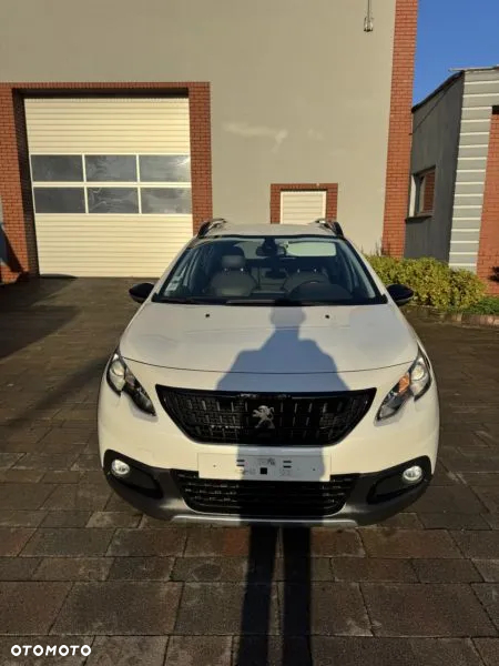 Peugeot 2008 1.5 BlueHDi GT Line S&S - 6
