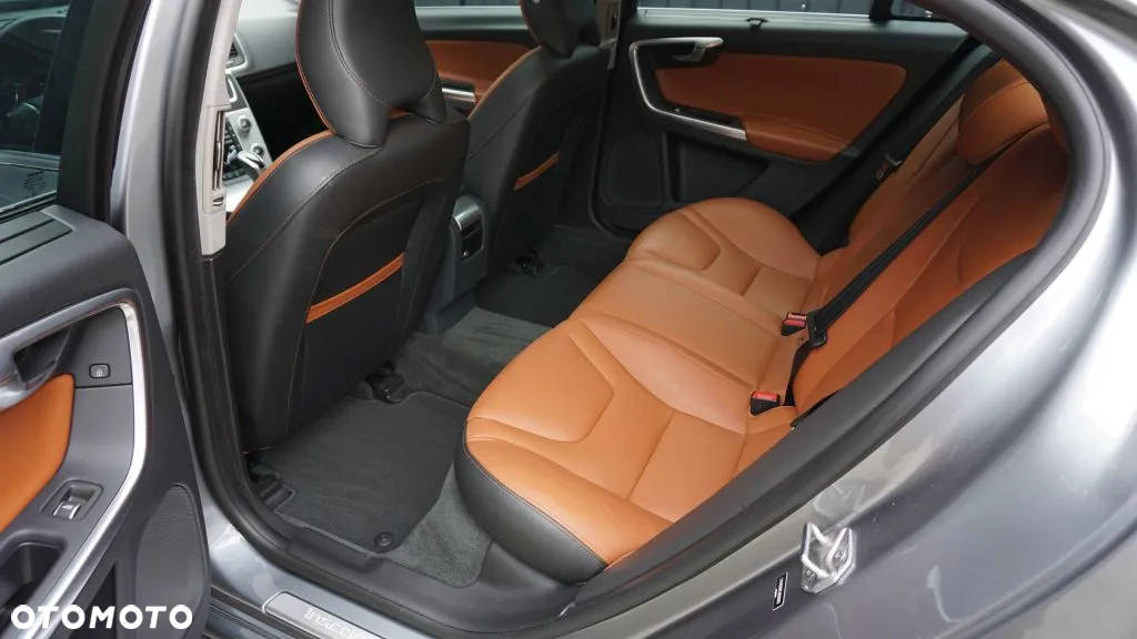 Volvo S60 2.5 T5 - 19