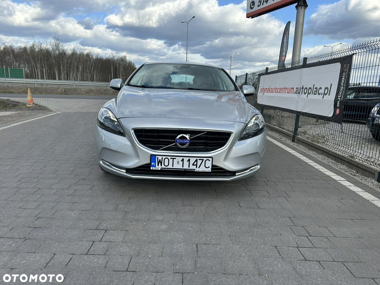 Volvo V40 - 2