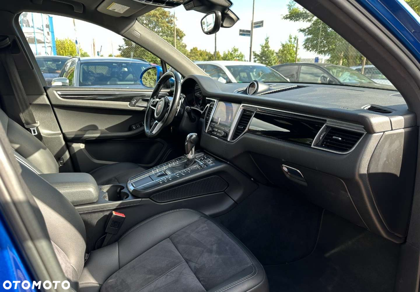 Porsche Macan - 23