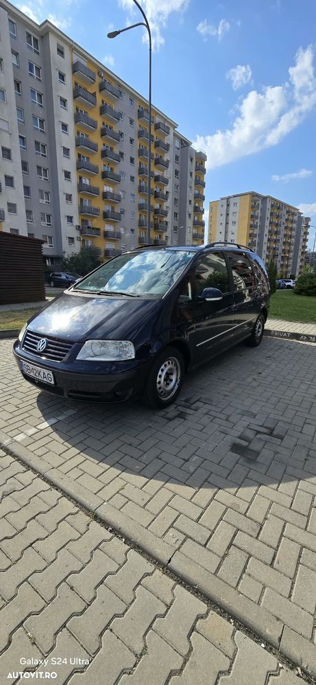Volkswagen Sharan 2.0 TDI Comfortline - 6