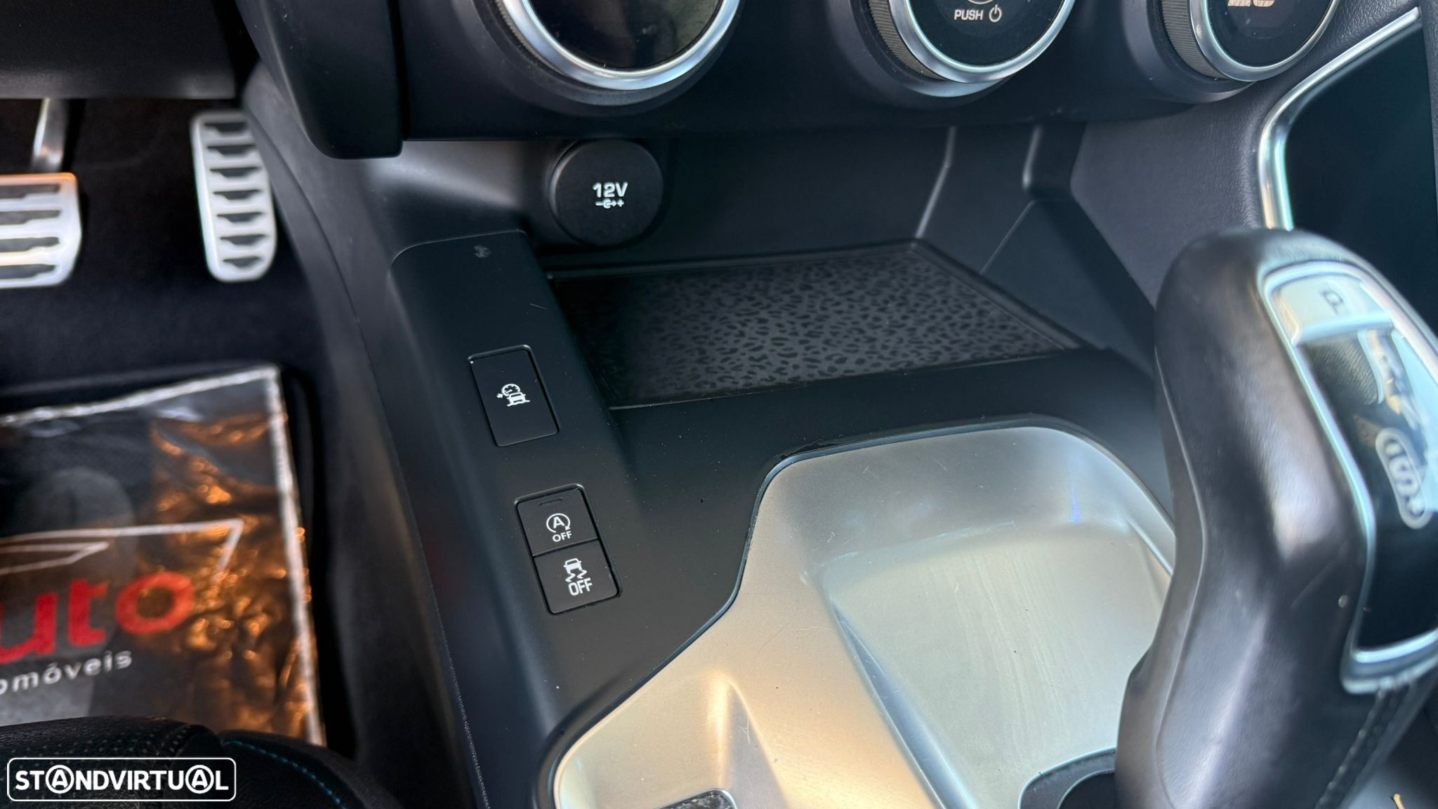 Jaguar E-Pace 2.0 i4D R-Dynamic AWD Aut. - 47
