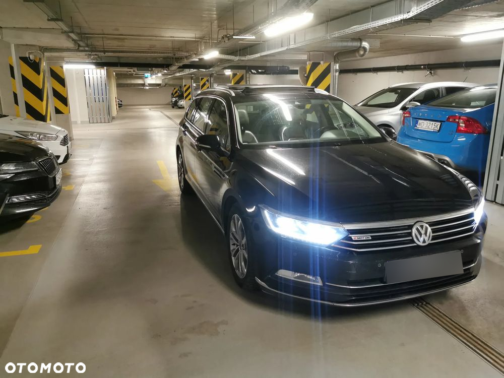 Volkswagen Passat 2.0 TDI Bi-Turbo BMT 4Mot Highline DSG - 2