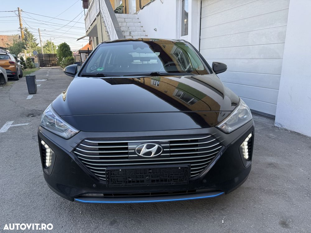 Hyundai IONIQ - 2