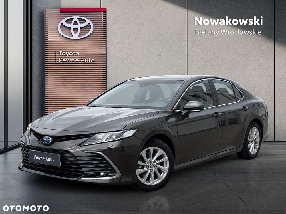 Toyota Camry 2.5 Hybrid Comfort CVT - 1