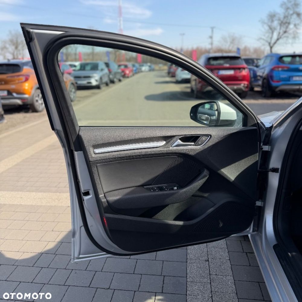 Audi A3 Sportback - 14