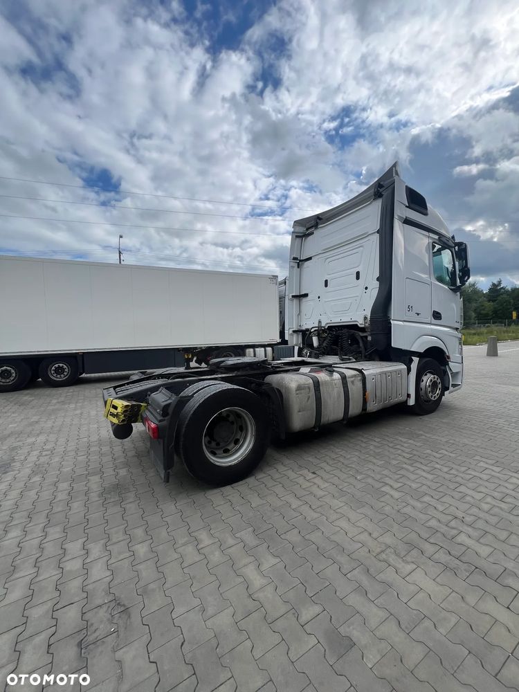 Mercedes-Benz Actros - 5