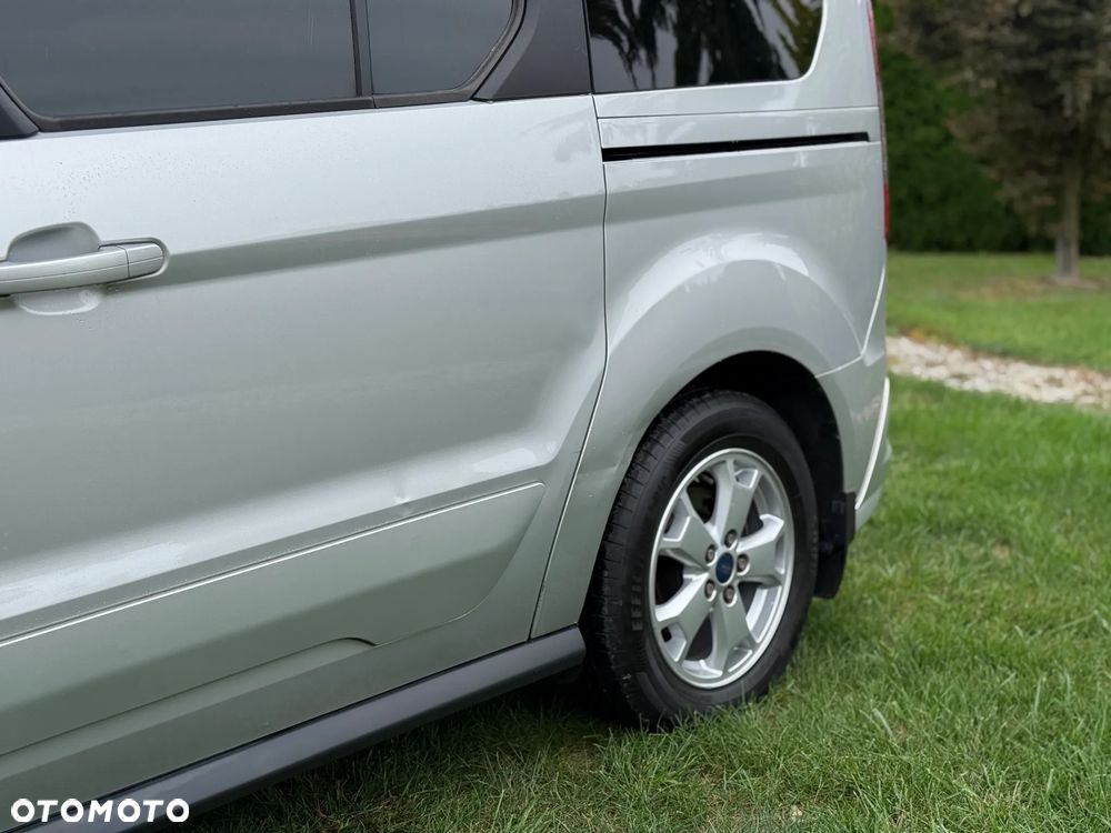 Ford Tourneo Connect 1.5 TDCi Titanium - 30