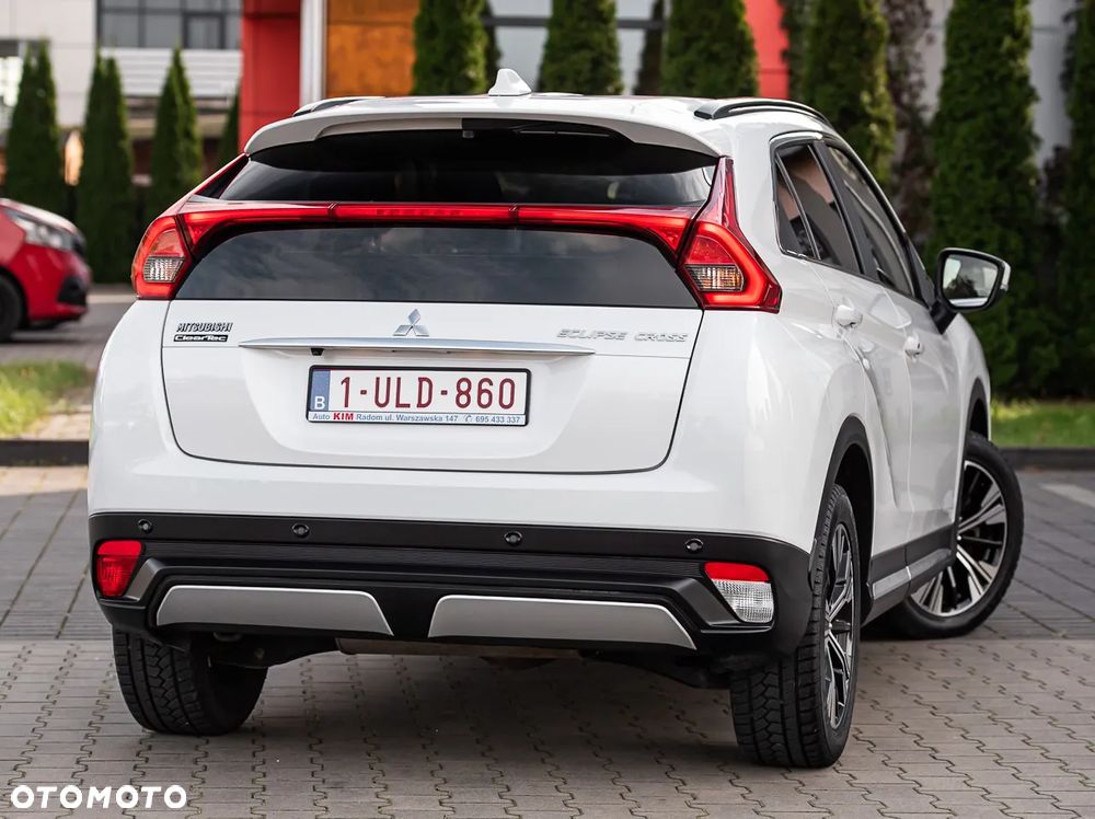 Mitsubishi Eclipse Cross - 12