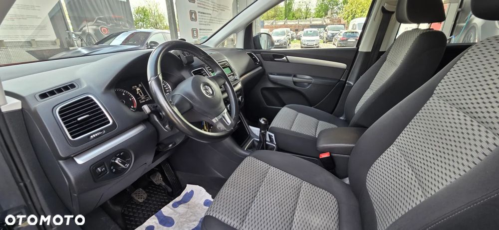 Volkswagen Sharan 2.0 TDI BlueMotion Technology Highline - 26