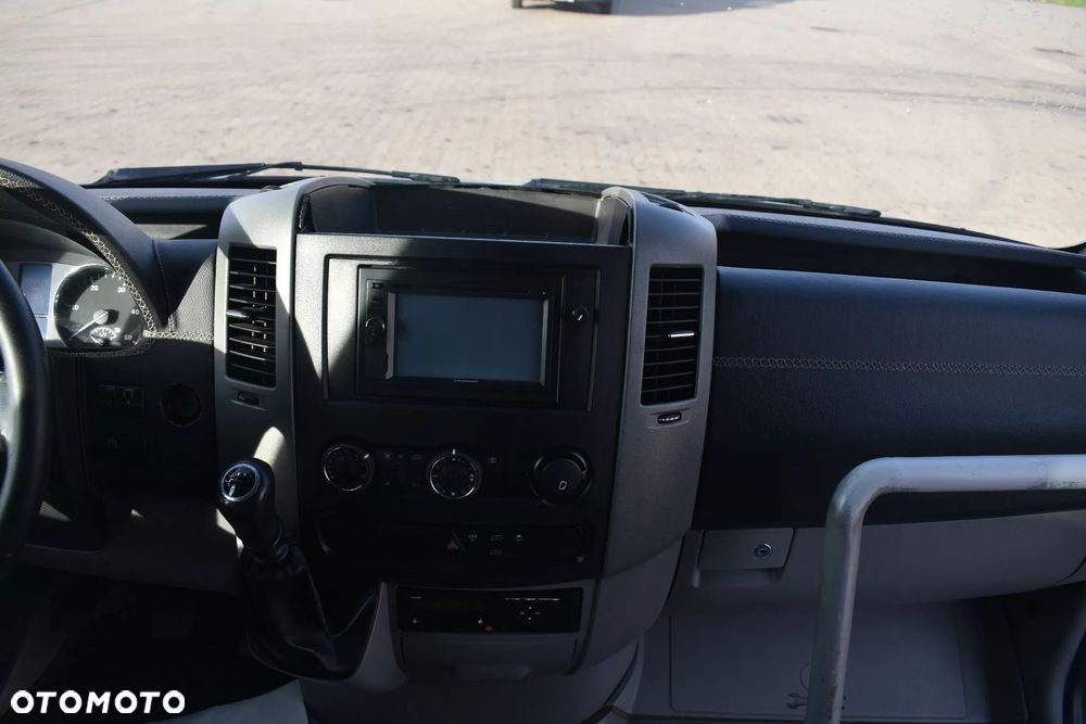 Mercedes-Benz Sprinter 519 CDI - 19