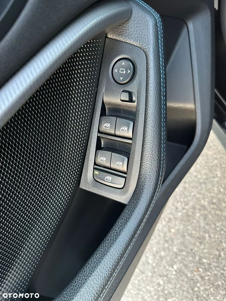BMW Seria 2 218i Sport Line - 27