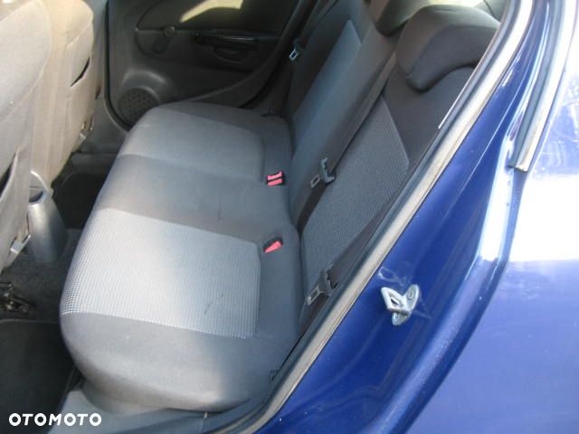 Opel Corsa 1.2 16V Essentia Easytronic - 21